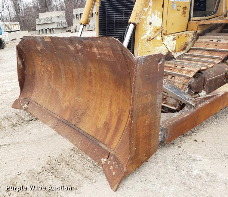 image for item DD4008 2000 Caterpillar D6R XL dozer