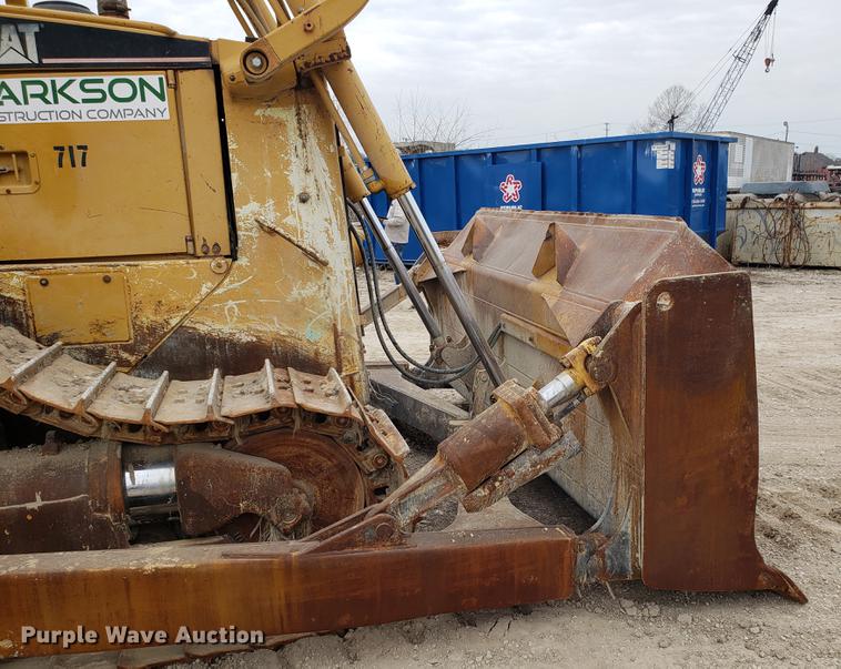 image for item DD4008 2000 Caterpillar D6R XL dozer