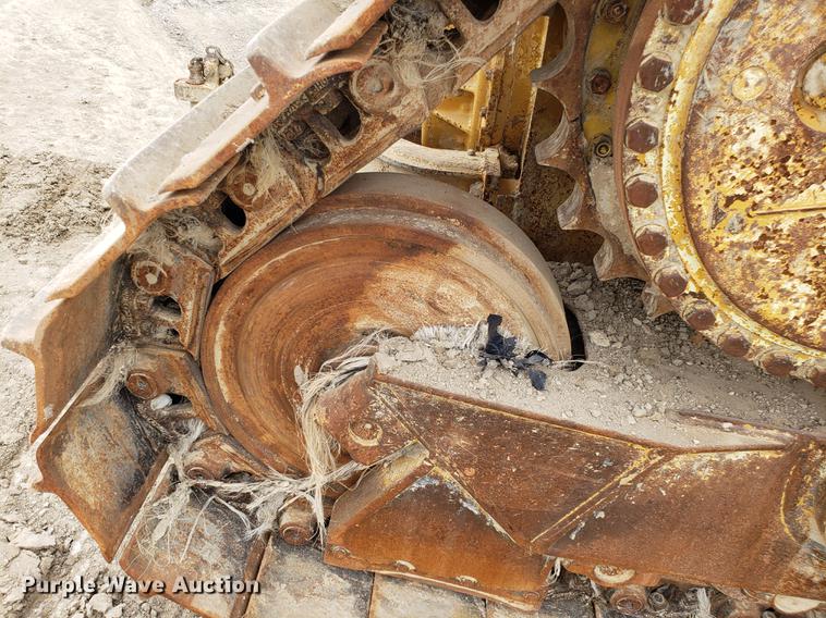 image for item DD4008 2000 Caterpillar D6R XL dozer