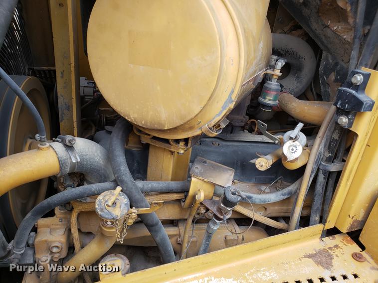 image for item DD4008 2000 Caterpillar D6R XL dozer