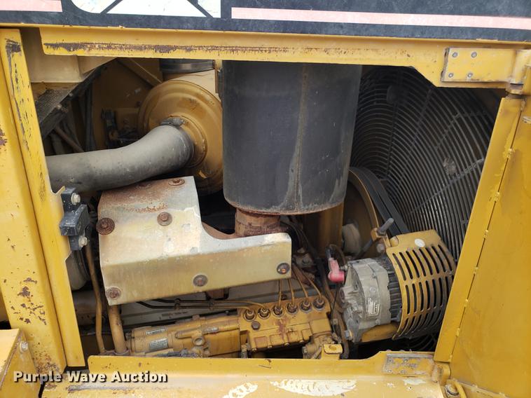image for item DD4008 2000 Caterpillar D6R XL dozer
