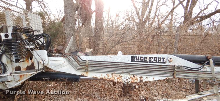 image for item DE0070 1997 IMT 10642 crane