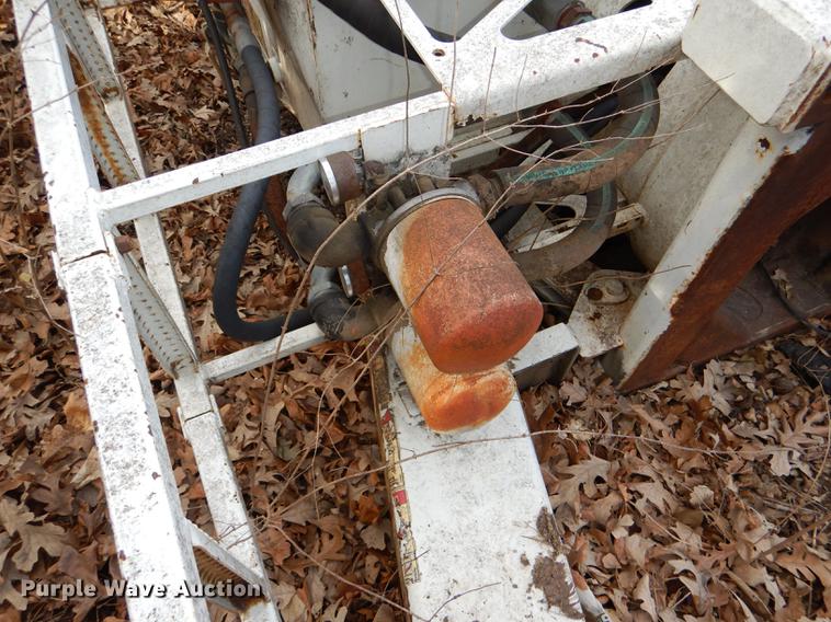 image for item DE0070 1997 IMT 10642 crane