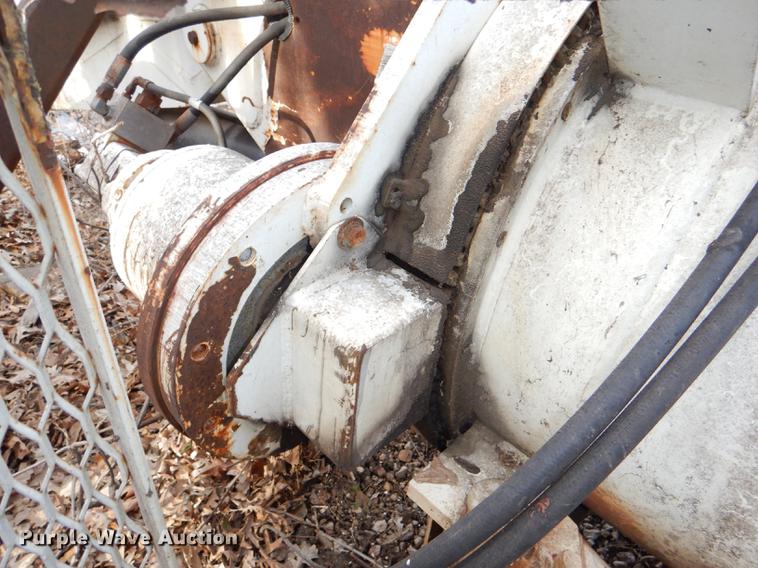 image for item DE0070 1997 IMT 10642 crane