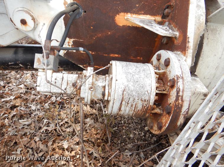 image for item DE0070 1997 IMT 10642 crane