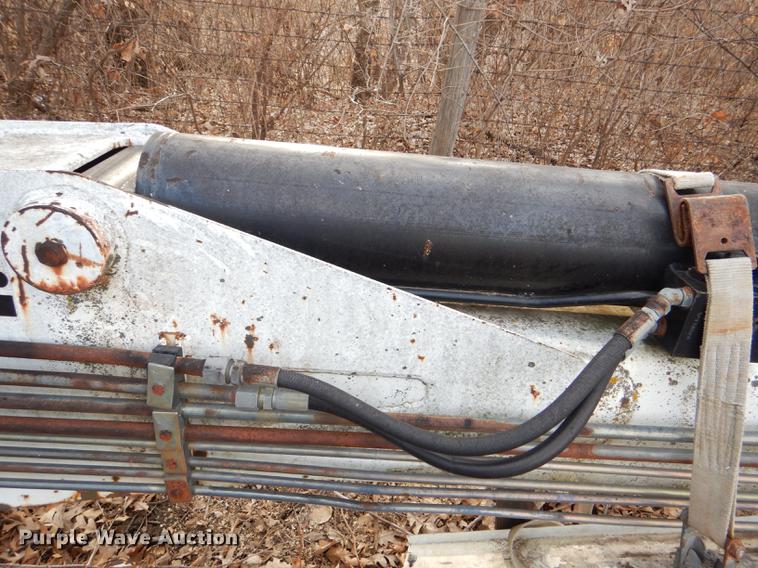 image for item DE0070 1997 IMT 10642 crane