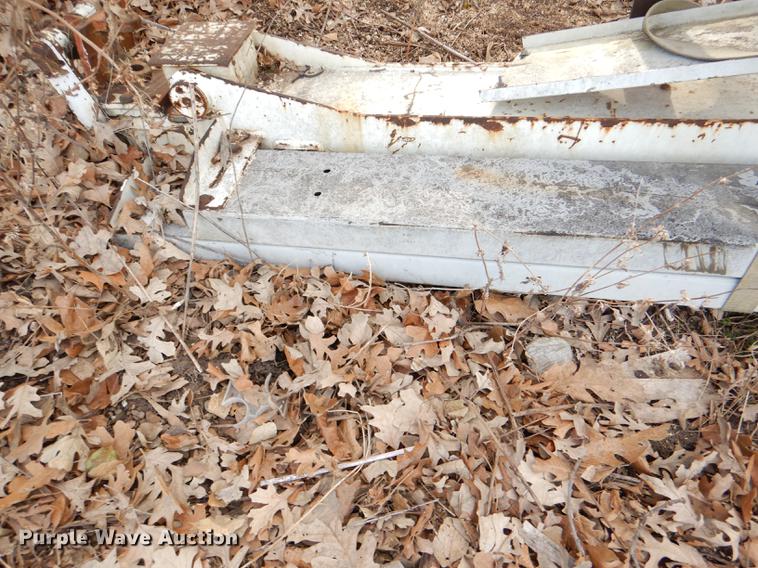 image for item DE0070 1997 IMT 10642 crane