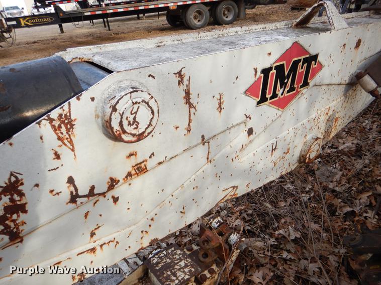 image for item DE0070 1997 IMT 10642 crane