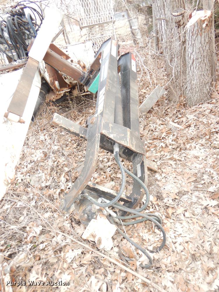 image for item DE0070 1997 IMT 10642 crane