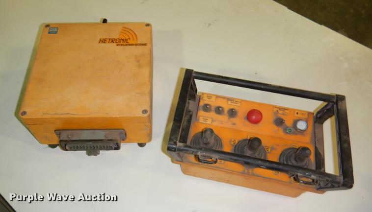 image for item DE0070 1997 IMT 10642 crane