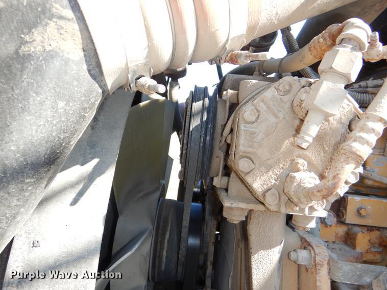 image for item DE0160 2003 Kenworth T800 tank truck