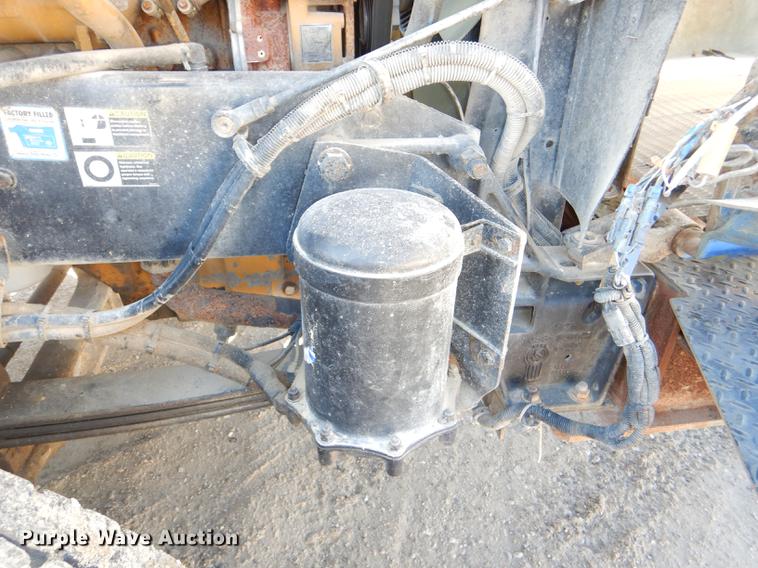 image for item DE0160 2003 Kenworth T800 tank truck