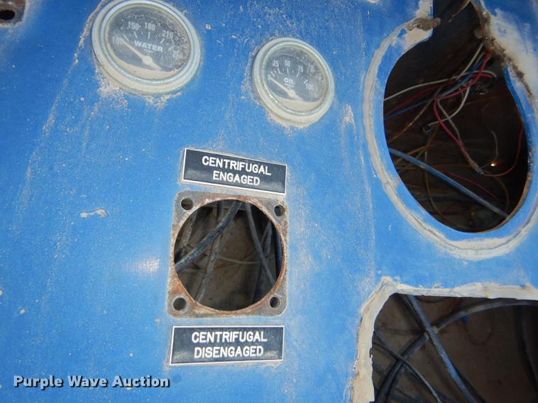 image for item DE0160 2003 Kenworth T800 tank truck