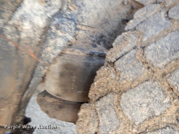 image for item DE0160 2003 Kenworth T800 tank truck