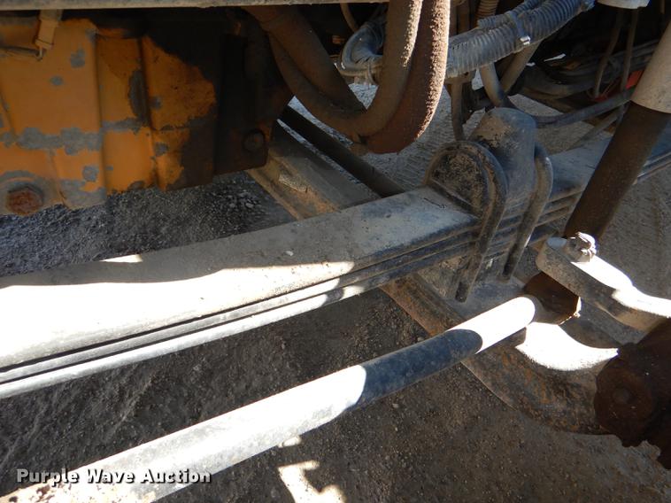 image for item DE0160 2003 Kenworth T800 tank truck