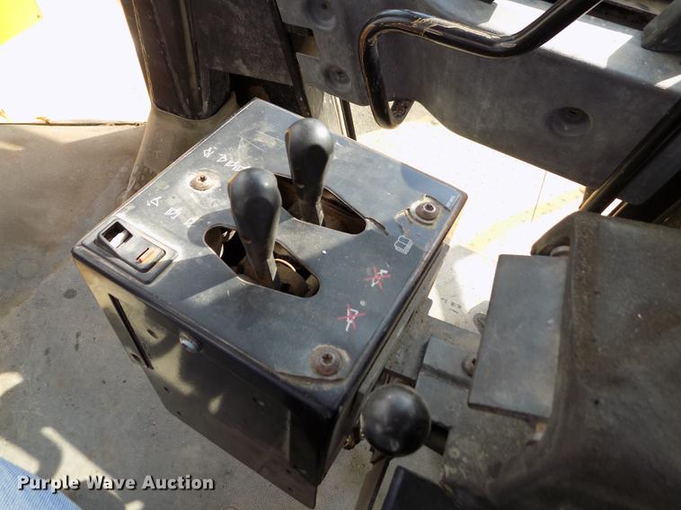 image for item DE1110 1999 Caterpillar 980G wheel loader