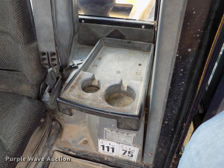 image for item DE1110 1999 Caterpillar 980G wheel loader