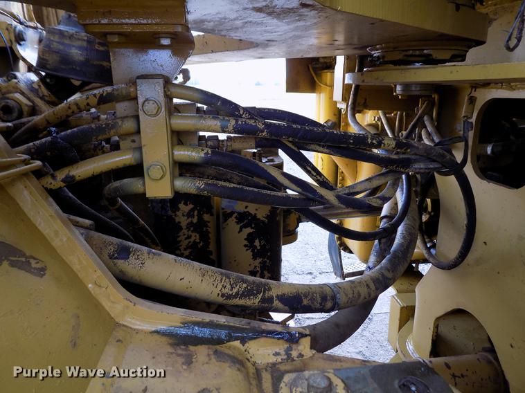 image for item DE1110 1999 Caterpillar 980G wheel loader