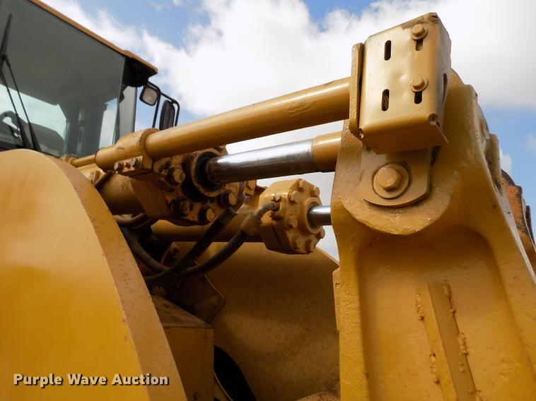 image for item DE1110 1999 Caterpillar 980G wheel loader