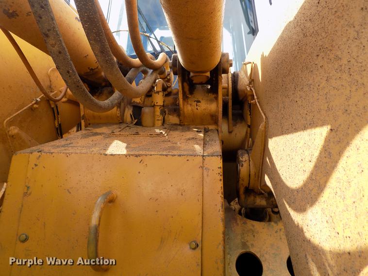 image for item DE1110 1999 Caterpillar 980G wheel loader