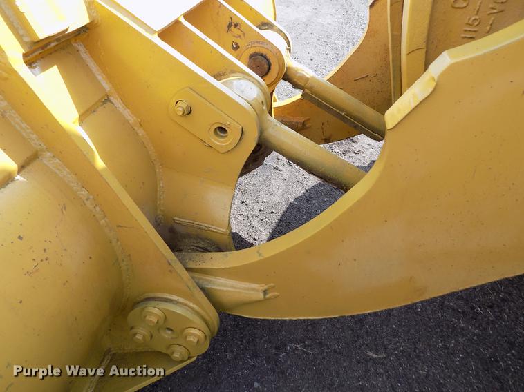 image for item DE1110 1999 Caterpillar 980G wheel loader