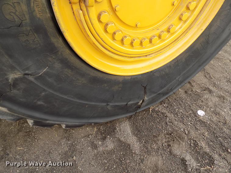 image for item DE1110 1999 Caterpillar 980G wheel loader