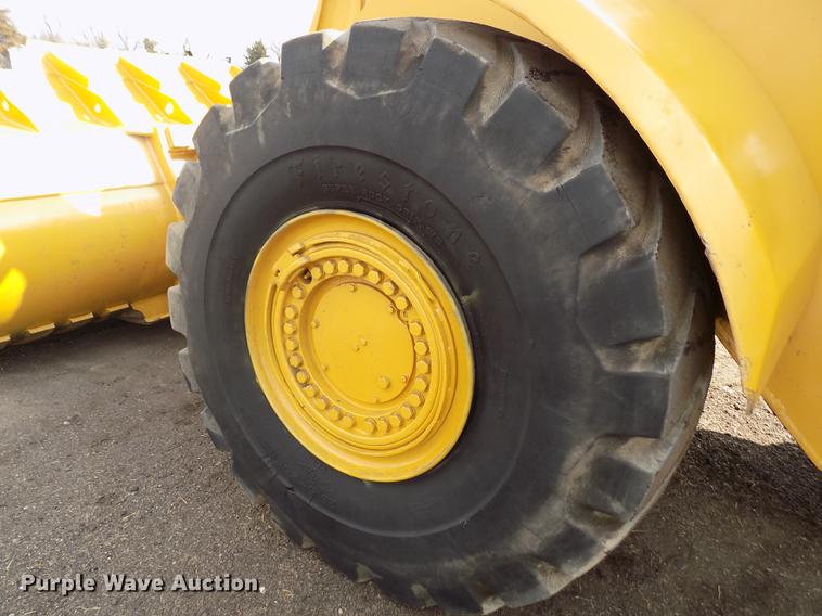 image for item DE1110 1999 Caterpillar 980G wheel loader