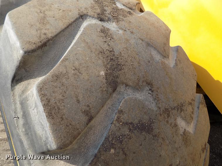 image for item DE1110 1999 Caterpillar 980G wheel loader