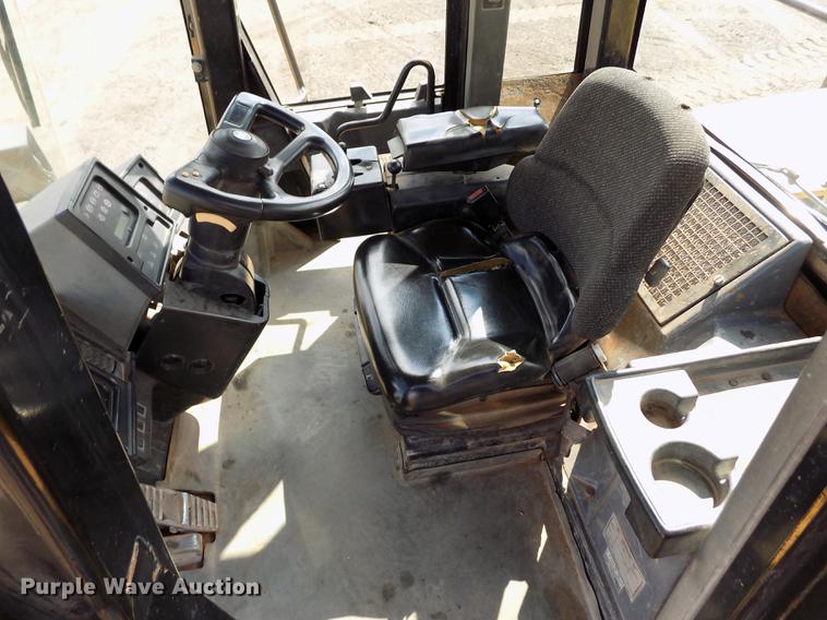 image for item DE1111 1997 Caterpillar 980G wheel loader
