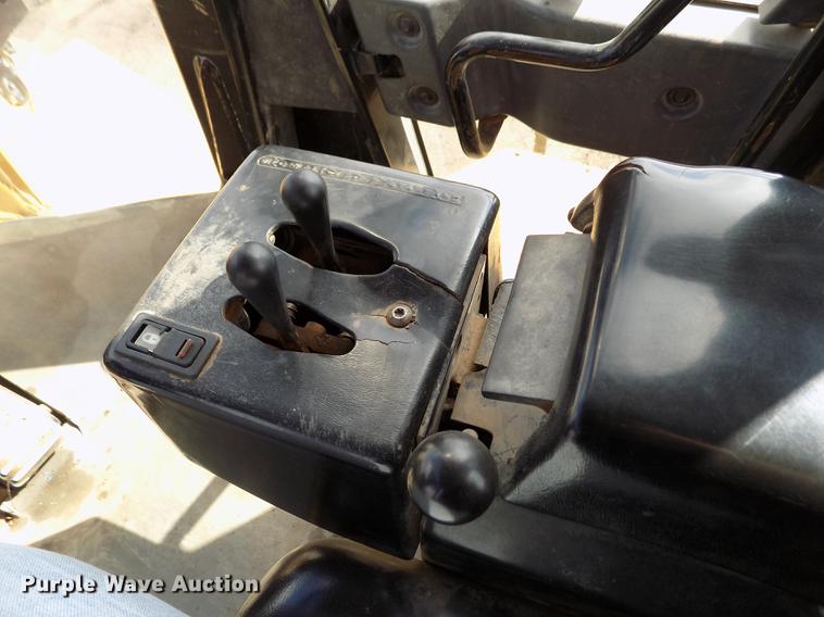 image for item DE1111 1997 Caterpillar 980G wheel loader