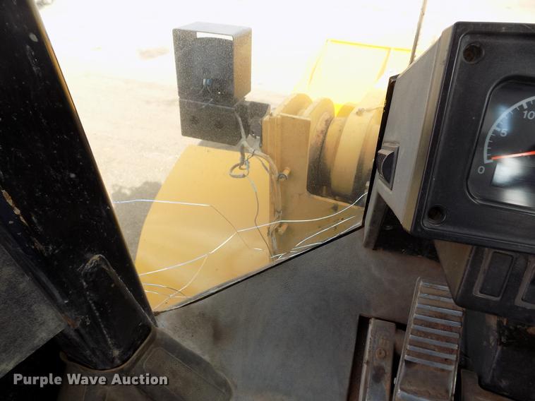 image for item DE1111 1997 Caterpillar 980G wheel loader