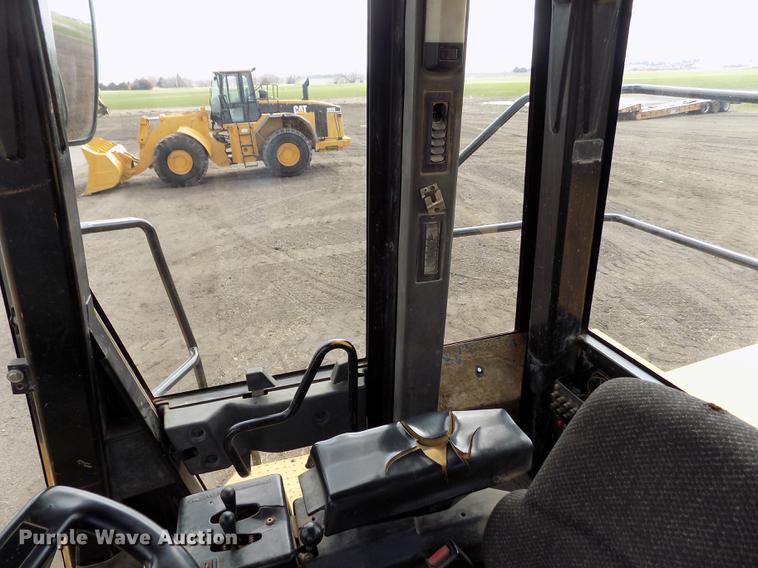 image for item DE1111 1997 Caterpillar 980G wheel loader