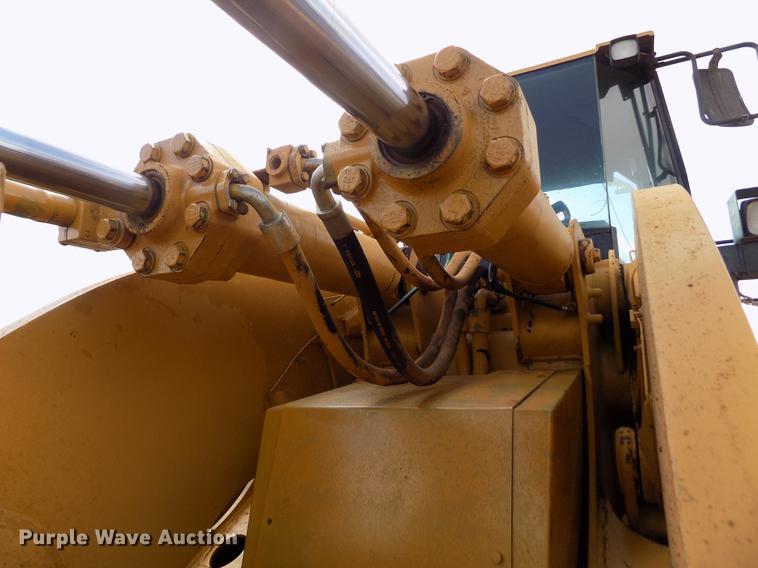 image for item DE1111 1997 Caterpillar 980G wheel loader