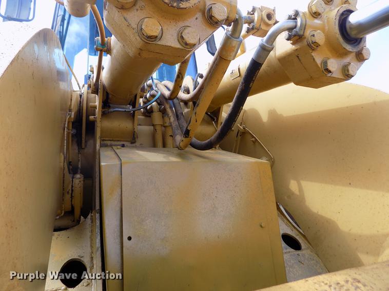 image for item DE1111 1997 Caterpillar 980G wheel loader
