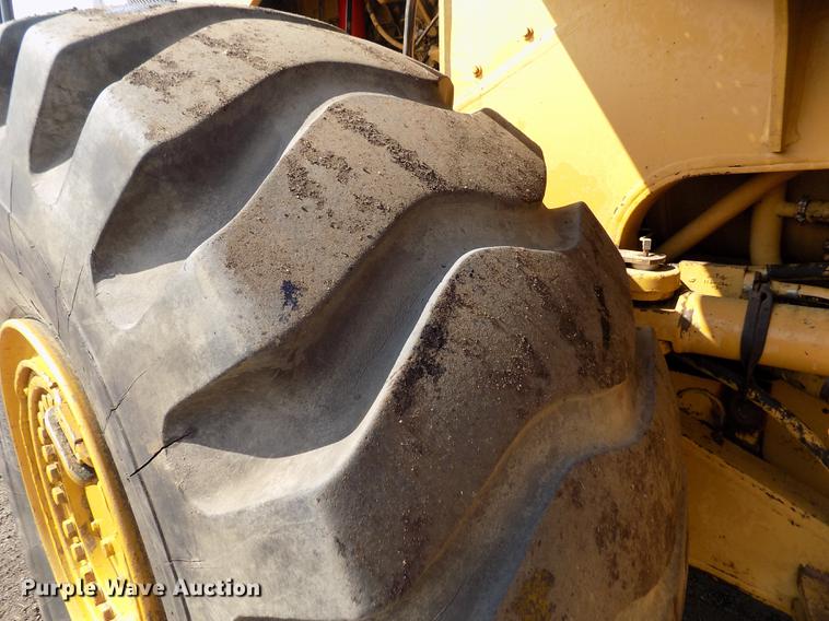 image for item DE1111 1997 Caterpillar 980G wheel loader