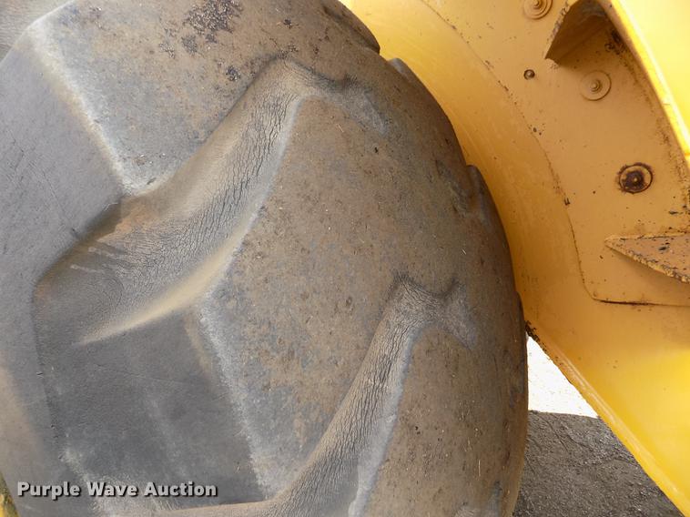image for item DE1111 1997 Caterpillar 980G wheel loader