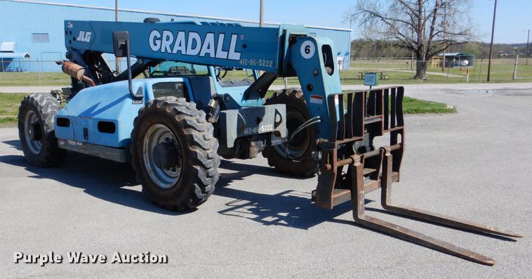 image for item DE3873 2005 JLG G642P telehandler