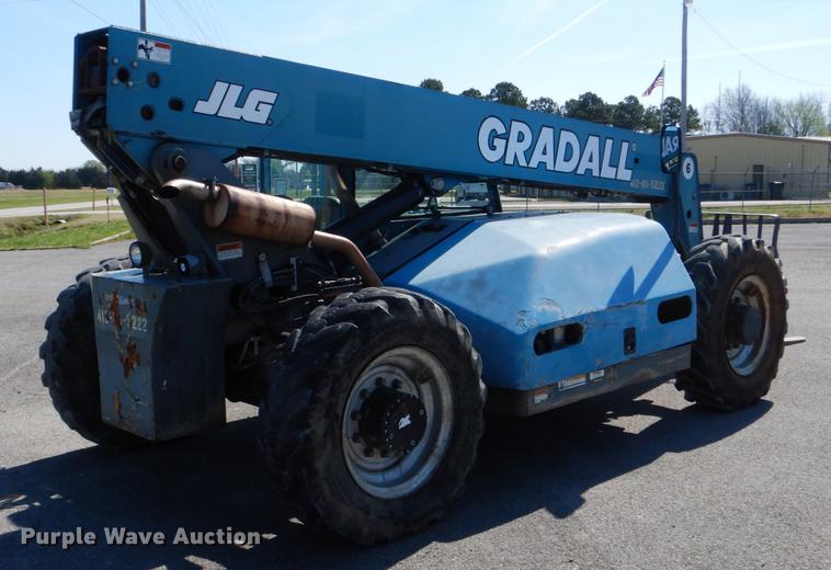 image for item DE3873 2005 JLG G642P telehandler