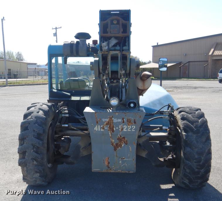 image for item DE3873 2005 JLG G642P telehandler