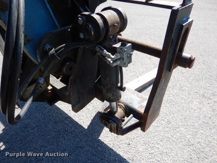 image for item DE3873 2005 JLG G642P telehandler