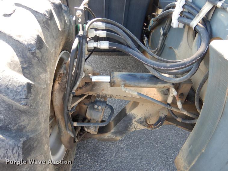 image for item DE3873 2005 JLG G642P telehandler