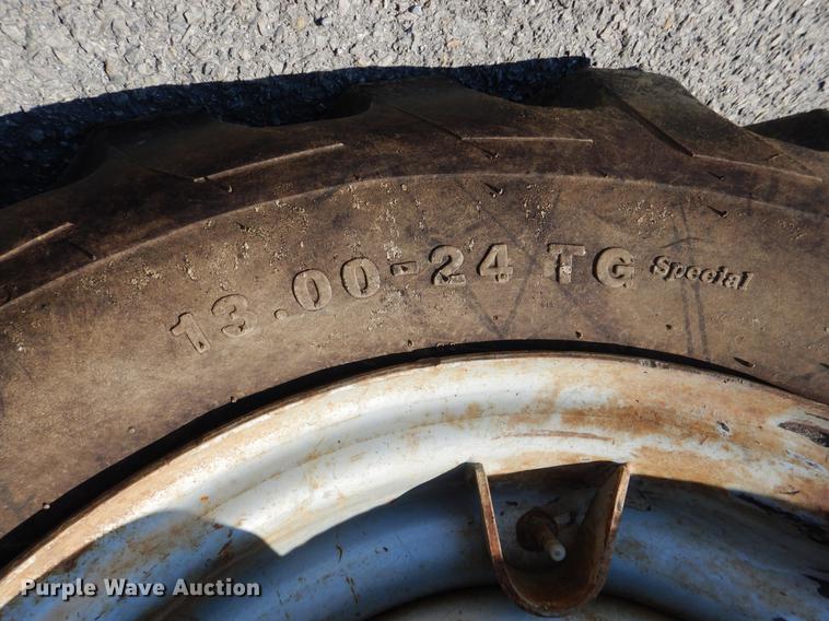 image for item DE3873 2005 JLG G642P telehandler