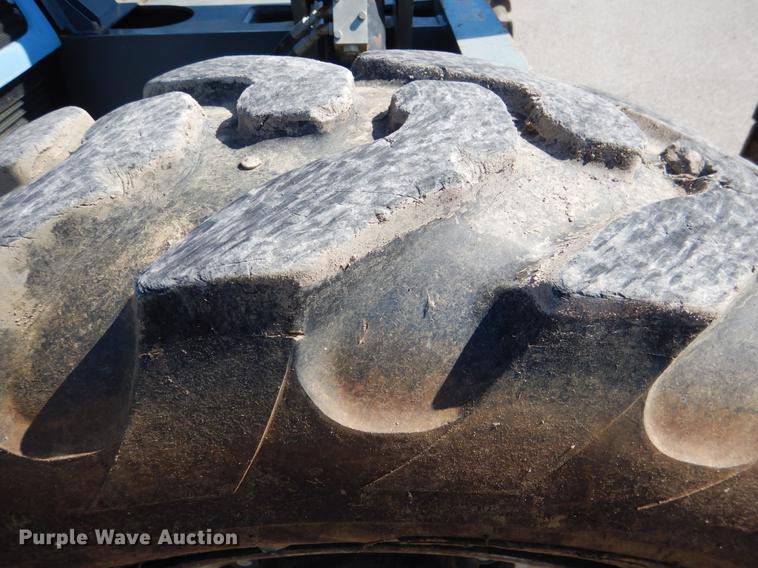 image for item DE3873 2005 JLG G642P telehandler