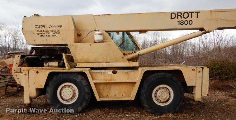 image for item DE6067 Drott 1800CC crane