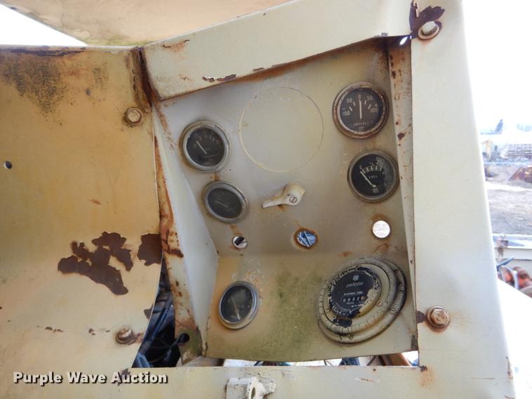 image for item DE6067 Drott 1800CC crane