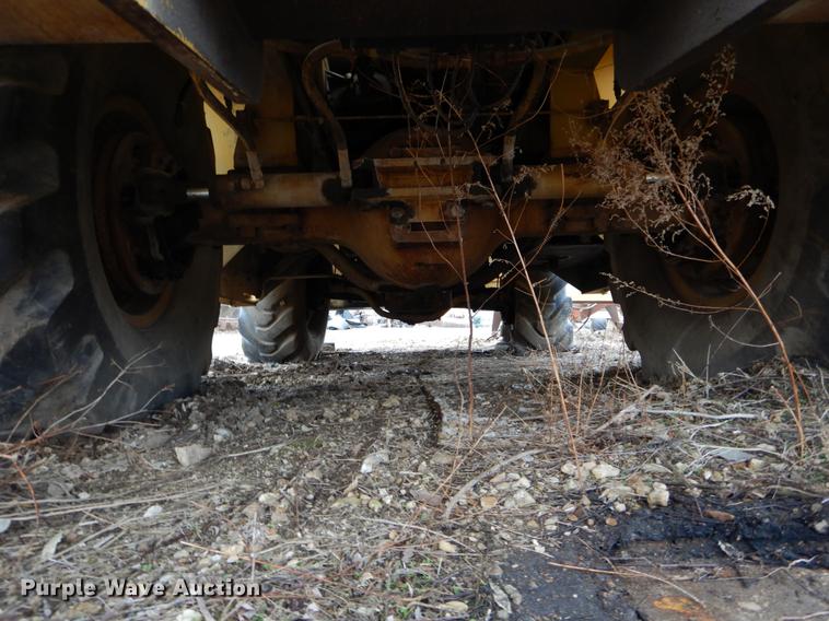 image for item DE6067 Drott 1800CC crane