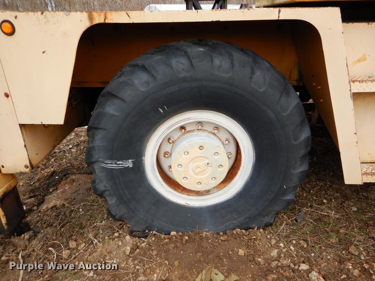 image for item DE6067 Drott 1800CC crane