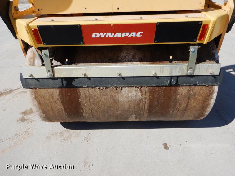 image for item DE6074 2010 Dynapac CC142 double drum vibratory roller