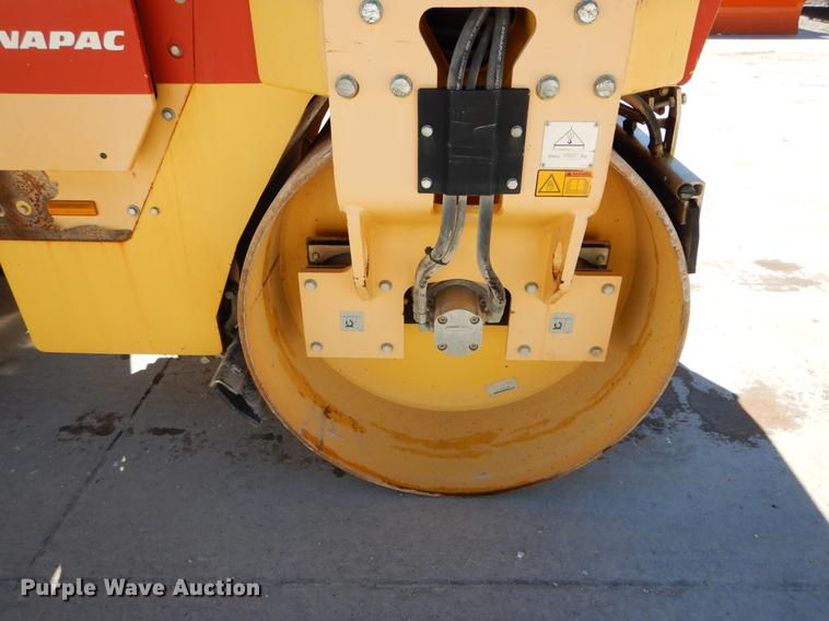 image for item DE6074 2010 Dynapac CC142 double drum vibratory roller