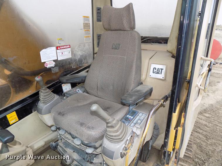 image for item DE7642 1997 Caterpillar 325B L excavator